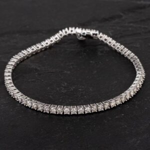 Photo 2 - Bracelets 14ct White Gold 4.00ct Diamond Tennis Bracelet 4307116